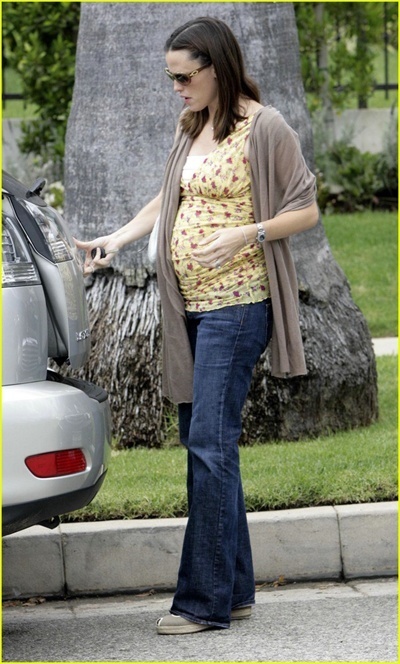 Pregnant Celebrities How To Steal Their Maternity Style